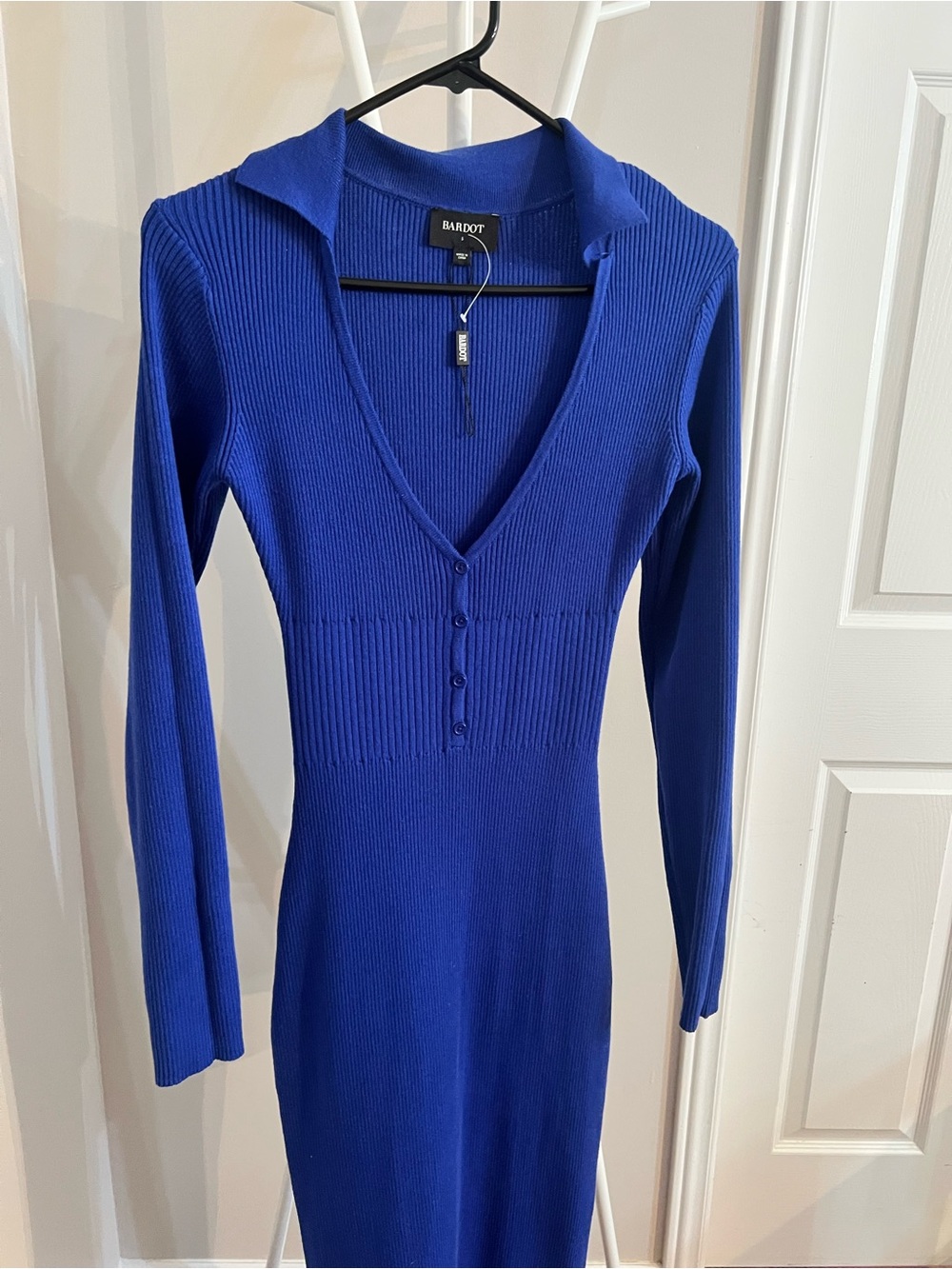 Blue Ribbed V-Neck Long Sleeve Top - Picture 6 of 8